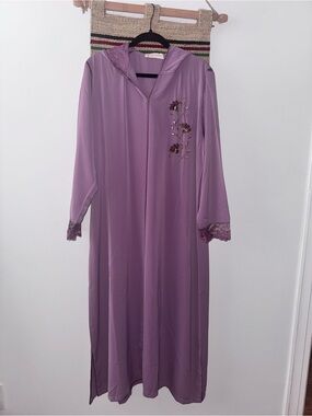 Lavender Embellished Moroccan Hooded Kaftan/Jalabiya/Abaya/Djellaba/Jillaba